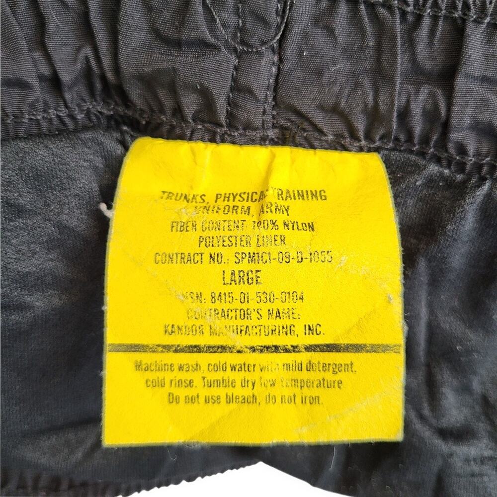 US Army PT Shorts Large Black Old Style Reflective Kandor Mfg - Picture 5 of 6